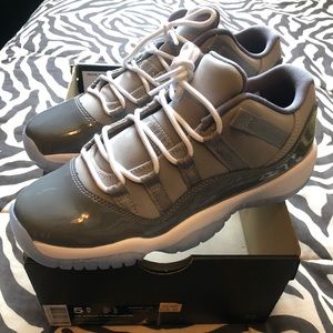 Jordan 11’s low top “cool gray” sz 5.5y